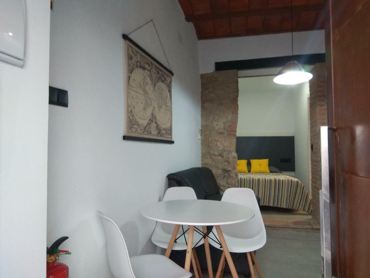 Caleros 8 Estudio - Apartamentos De La Parte Antigua De Caceres Exterior photo